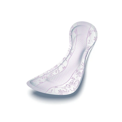 TENA Lady Discreet Protect+ Maxi Night absorbant pentru incontinență de la TENA - Essity Germany GmbH este prevăzut cu o formă conturată și un model floral violet deschis. Datorită tehnologiei InstaDRY, detaliile sunt evidențiate pe un fundal alb simplu. Disponibil în pachete de 12 bucăți.