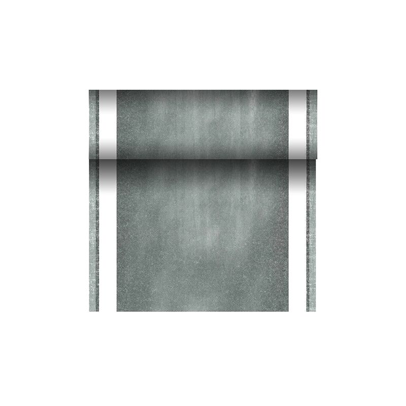 Un sul de alergător de masă verde asemănător țesăturii din PAPSTAR Alergător de masă PV-Tissue Mix „ROYAL Collection“ cu margini albe curate este parțial desfășurat pe un fundal alb simplu. Acest produs fabricat de PAPSTAR GmbH are un aspect ușor învechit datorită compoziției sale unice din amestec de celuloză-viscoză-tesut.