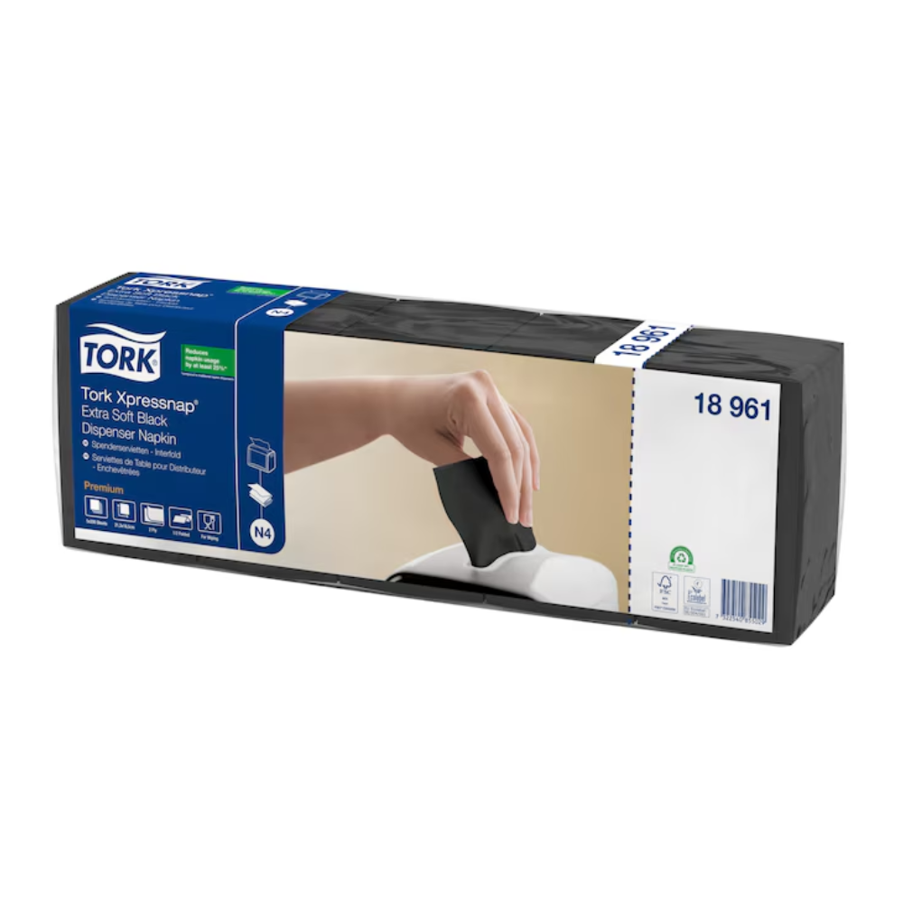Imaginea arată un ambalaj al Tork Xpressnap® 15850 Extra Soft Servetel Dispenser N4 cu 2 straturi și subliniază calitatea sa premium. O fotografie arată o mână care scoate cu pricepere un șervețel din dispenser, ceea ce ar trebui să reducă consumul de șervețele. Ambalajul conține informații despre opt pachete pe cutie și este asociat cu marca TORK – Essity Professional Hygiene Germany GmbH.