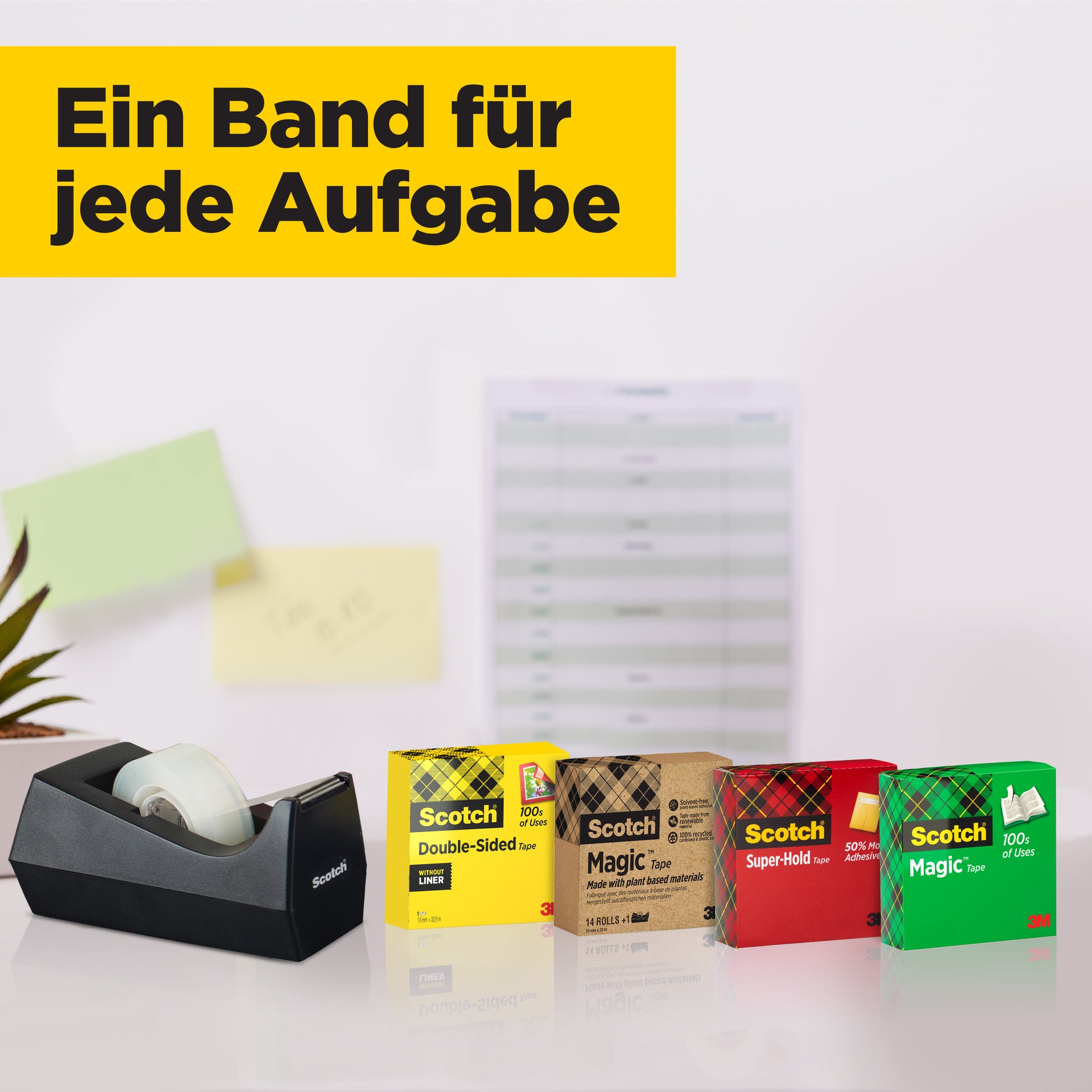 Ein schwarzer Klebebandabroller und fünf Scotch® Klebebänder, darunter Scotch® Super-Hold Secure Tape (1 Rolle, 19 mm x 25,4 m) von 3M Deutschland GmbH, sind auf einer weißen Fläche mit unscharfen Haftnotizen und einem leeren Formular im Hintergrund angeordnet.