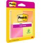 Un pachet de 4 Post-It® Super Sticky Notes de la 3M Deutschland GmbH, sortate pe culori, 47,6 x 47,6 mm, 45 foi pe bloc; fabricate cu adeziv regenerabil și certificate 100% PEFC SGSCH-PEFC-COC-110078 pentru sustenabilitate.