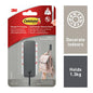 Cârligul Command™ mat negru de dimensiuni medii de la 3M Deutschland GmbH (17034B) suportă până la 1,3 kg, este potrivit pentru utilizare în interior și poate fi îndepărtat fără urme datorită celor 2 benzi incluse - ideal pentru montare fără găurire și fără deteriorări.