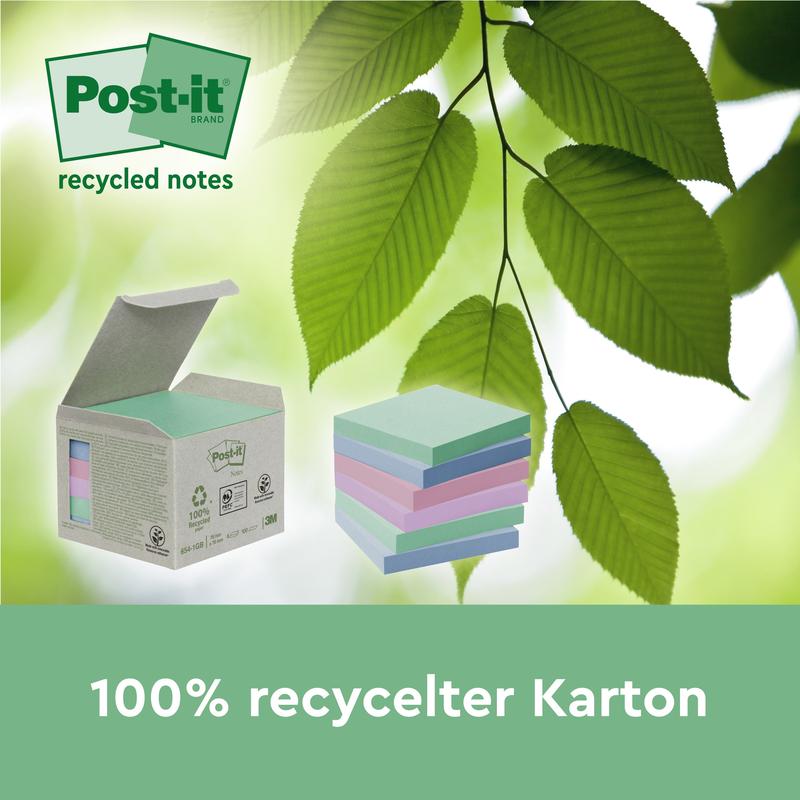 Un pachet de notițe 3M Post-it® Recycling (38 mm x 51 mm, 100 foi/bloc, 100% PEFC) este înconjurat de frunze verzi. Textul spune „100% carton reciclat” și „notițe reciclate” pe un fundal verde deschis.