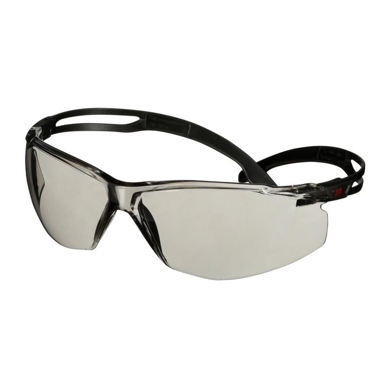 Ochelari de protecție 3M™ SecureFit™ 500, temple negre, acoperire anti-aburire/anti-zgârieturi Scotchgard™ (K&N), lentilă gri deschis pentru interior/exterior, SF507SGAF-BLK-EU, 20 per pachet | Pachet (1 bucata)