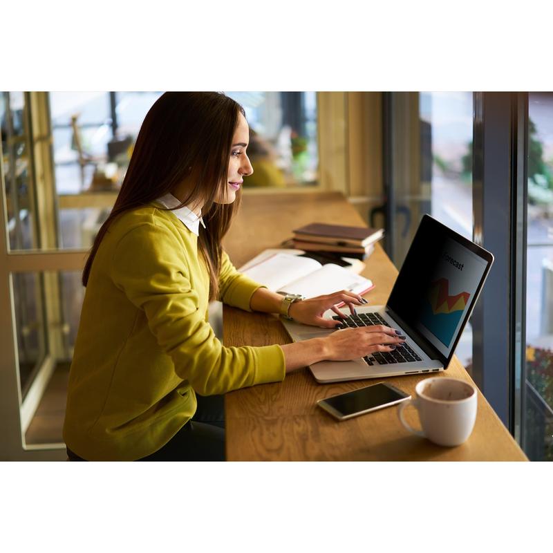 Filtru de confidențialitate 3M™ Bright Screen pentru Apple® MacBook Air® 13 2018-20, 16:10, BPNAP001 | Pachet (1 bucata)